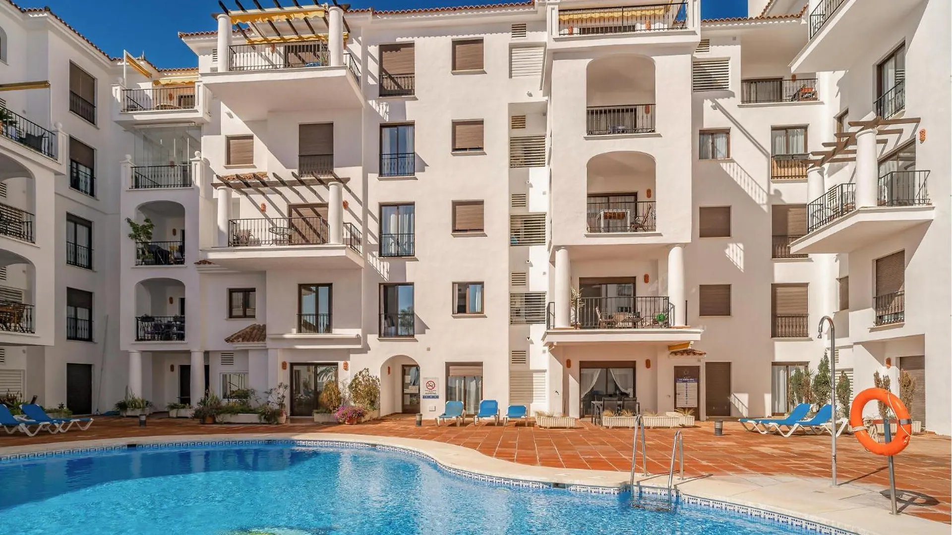 Beautiful Apartment In Manilva With House Sea View 0*,